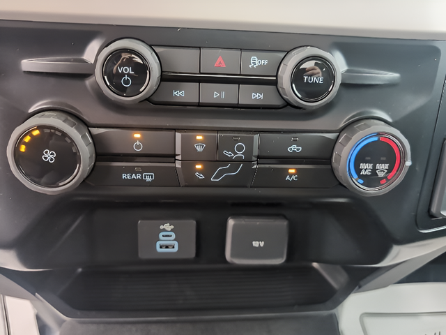 2026 Ford F-600SD XLT