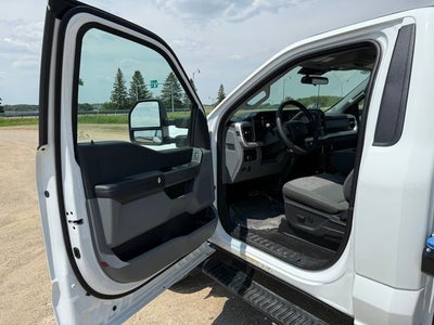2024 Ford F-600SD Hooklift XLT