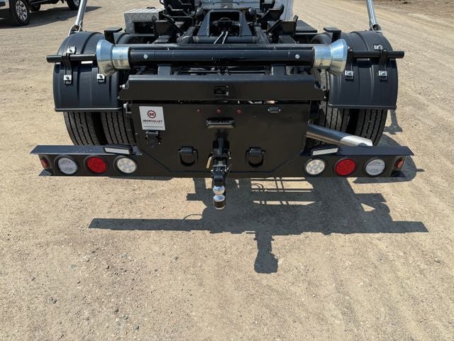 2024 Ford F-600SD Hooklift XLT