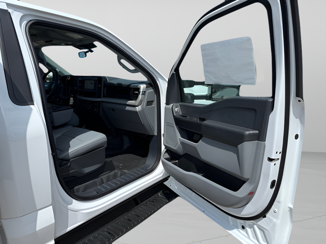 2025 Ford F-450SD XL Flatbed DRW