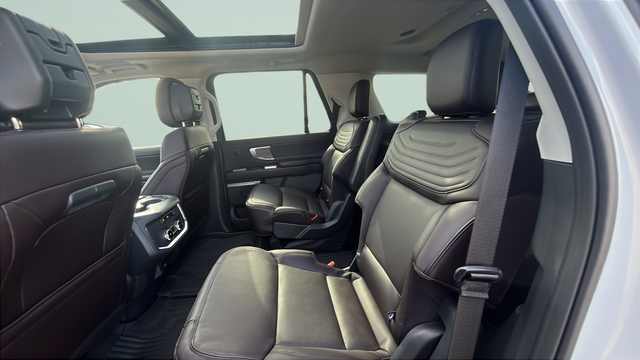 2026 Ford Expedition Platinum