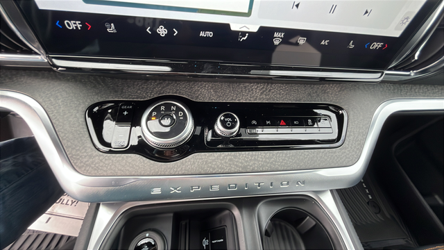 2027 Ford Expedition Tremor