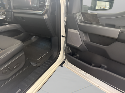 2025 Ford F-350SD Lariat