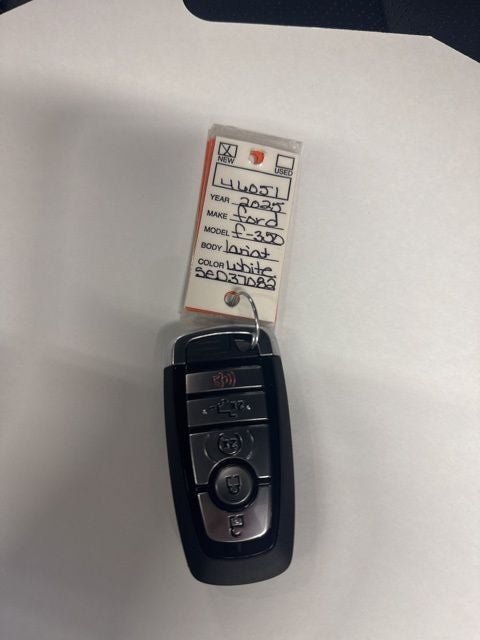 2025 Ford F-350SD Lariat