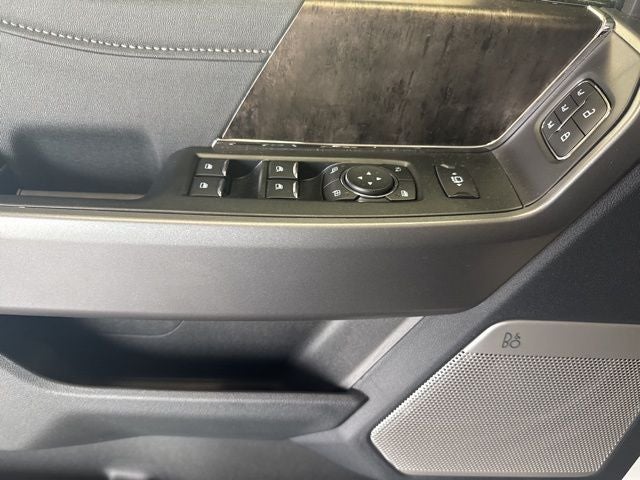 2025 Ford F-350SD Lariat