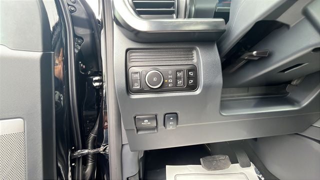 2026 Ford F-450SD Lariat DRW
