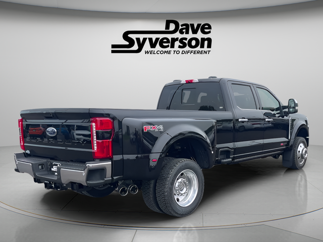 2026 Ford F-450SD Lariat DRW