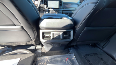 2026 Ford F-450SD Platinum DRW