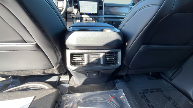 2026 Ford F-450SD Platinum DRW
