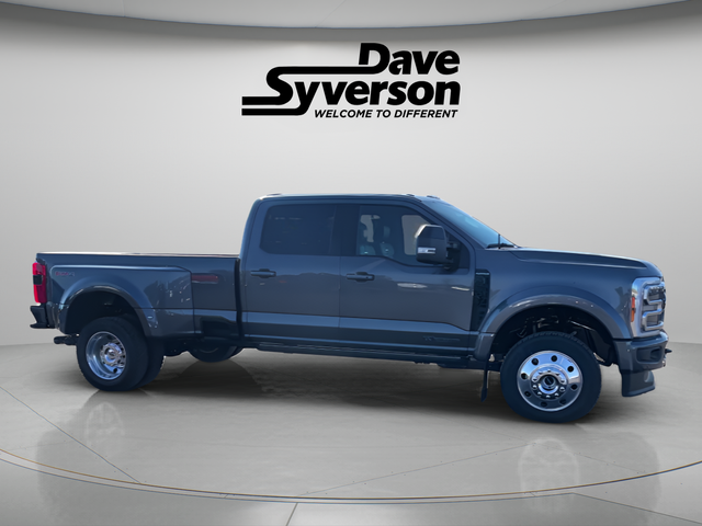 2026 Ford F-450SD Platinum DRW