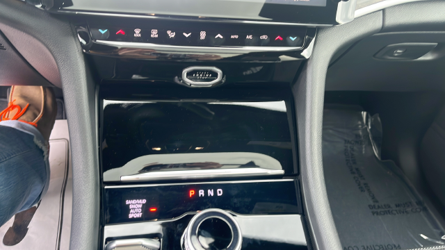 2027 Jeep Grand Cherokee GRAND CHEROKEE LIMITED 4X4