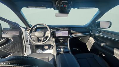 2027 Jeep Grand Cherokee GRAND CHEROKEE LIMITED 4X4