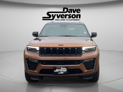 2027 Jeep Grand Cherokee GRAND CHEROKEE SUMMIT 4X4