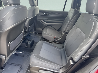 2025 Jeep Grand Cherokee GRAND CHEROKEE L LAREDO X 4X4