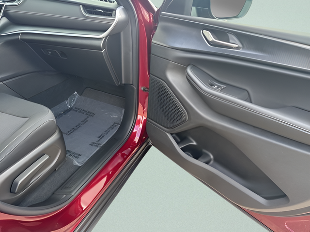 2025 Jeep Grand Cherokee GRAND CHEROKEE L LAREDO X 4X4