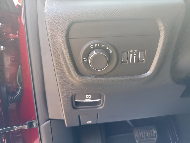 2025 Jeep Grand Cherokee GRAND CHEROKEE L LAREDO X 4X4