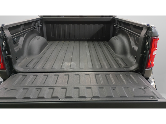 2025 RAM Ram 1500 RAM 1500 BIG HORN CREW CAB 4X4 5'7' BOX