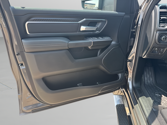 2025 RAM Ram 1500 RAM 1500 BIG HORN CREW CAB 4X4 5'7' BOX