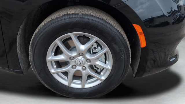 2026 Chrysler Voyager VOYAGER LX