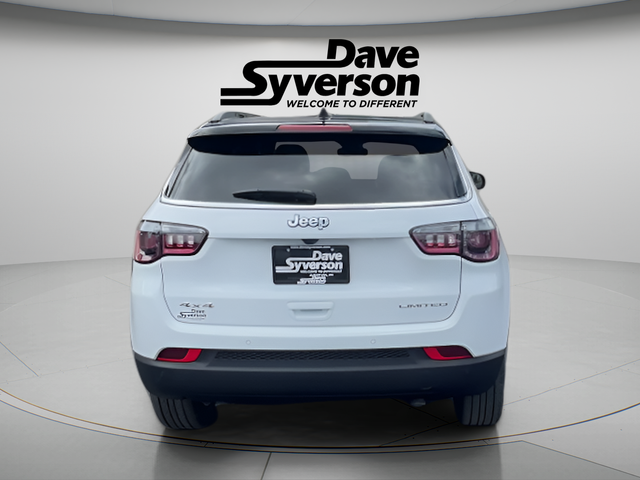2026 Jeep Compass COMPASS LIMITED 4X4