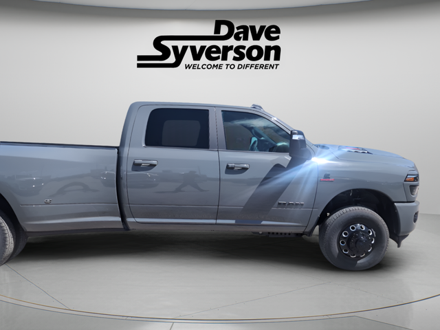 2026 RAM Ram 3500 RAM 3500 LARAMIE CREW CAB 4X4 8' BOX