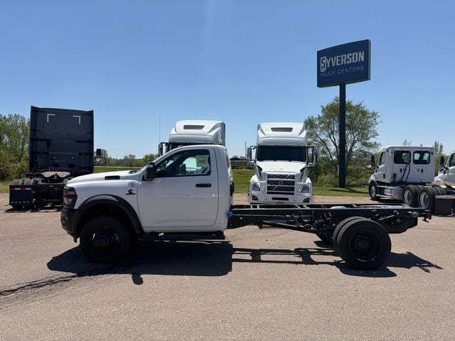 2026 RAM Ram 5500 Chassis Cab RAM 5500 TRADESMAN CHASSIS REGULAR CAB 4X4 84' CA