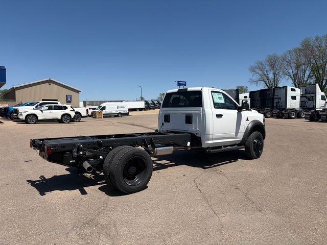 2026 RAM Ram 5500 Chassis Cab RAM 5500 TRADESMAN CHASSIS REGULAR CAB 4X4 84' CA