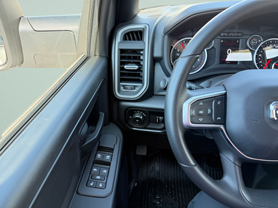 2026 RAM Ram 5500 Chassis Cab RAM 5500 TRADESMAN CHASSIS CREW CAB 4X4 84' CA