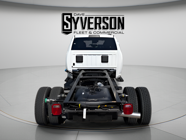 2026 RAM Ram 5500 Chassis Cab RAM 5500 TRADESMAN CHASSIS CREW CAB 4X4 84' CA