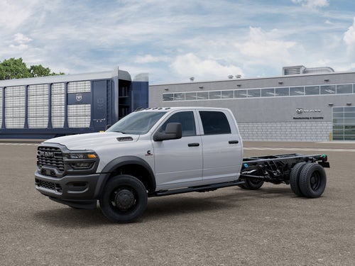 2026 RAM Ram 5500 Chassis Cab RAM 5500 TRADESMAN CHASSIS CREW CAB 4X4 84' CA