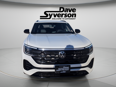 2026 Volkswagen Atlas Cross Sport 2.0T SEL R-Line Black