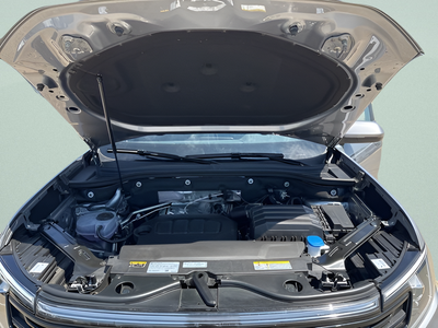 2025 Volkswagen Atlas Cross Sport 2.0T SE w/ Technology