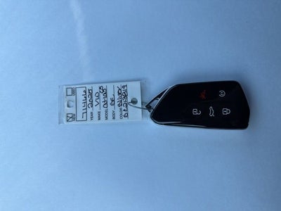 2025 Volkswagen Atlas Cross Sport 2.0T SE w/ Technology