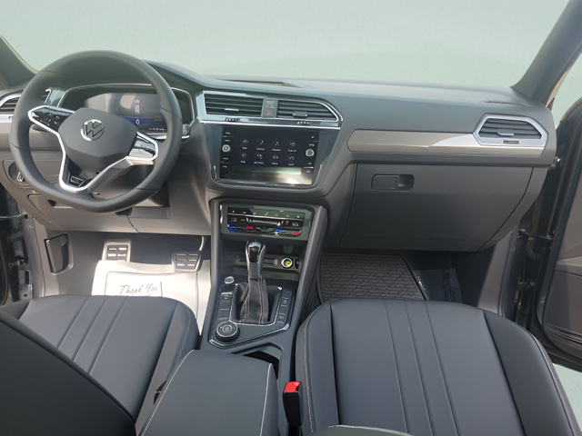 2024 Volkswagen Tiguan 2.0T SE R-Line Black