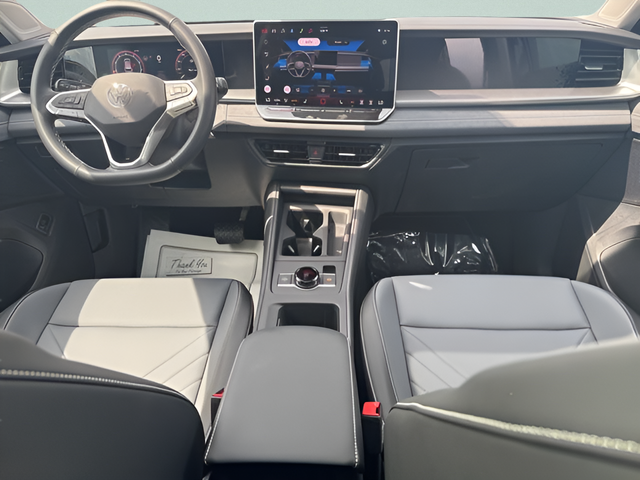 2025 Volkswagen Tiguan 2.0T SE