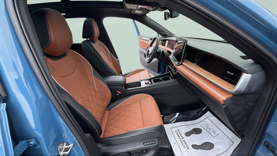 2026 Volkswagen Tiguan 2.0T SEL R-Line