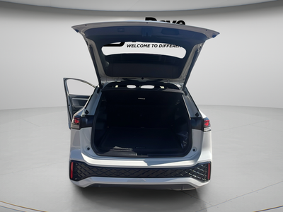 2026 Volkswagen Tiguan 2.0T SEL R-Line Turbo