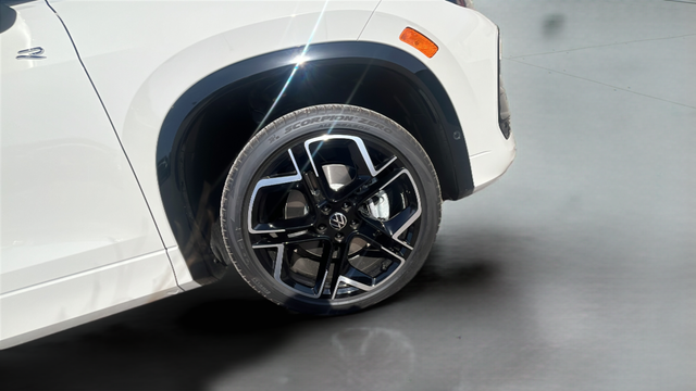 2026 Volkswagen Tiguan 2.0T SEL R-Line Turbo