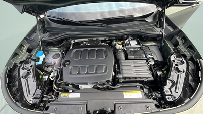 2026 Volkswagen Tiguan 2.0T SEL R-Line Turbo