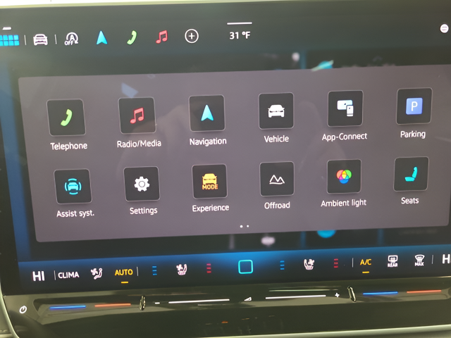 2026 Volkswagen Tiguan 2.0T SEL R-Line