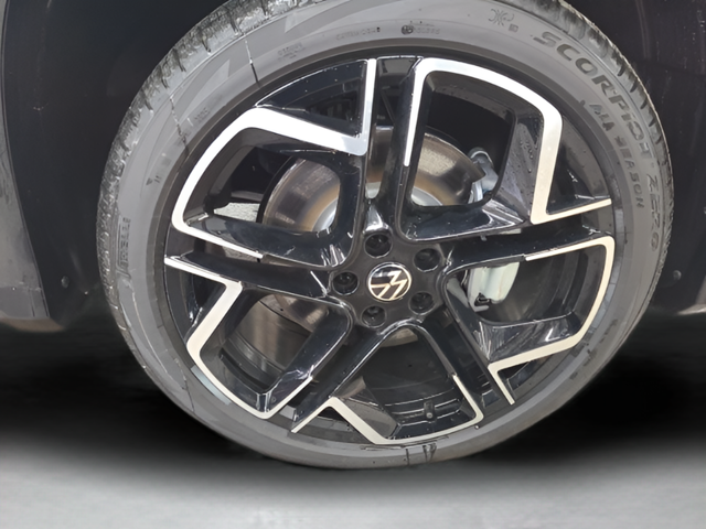 2026 Volkswagen Tiguan 2.0T SEL R-Line