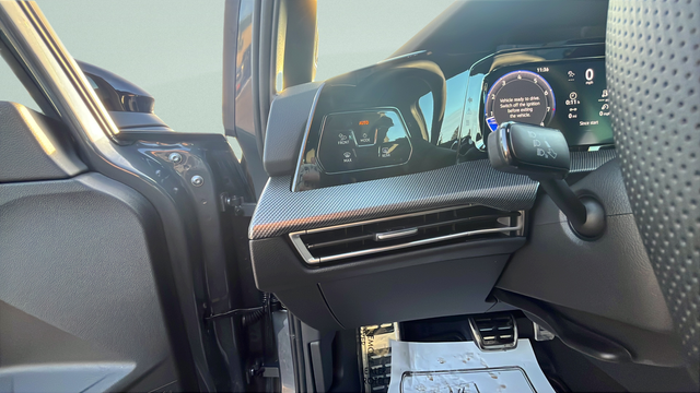 2026 Volkswagen Golf R 2.0T