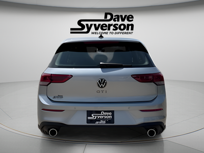 2025 Volkswagen Golf GTI 2.0T SE