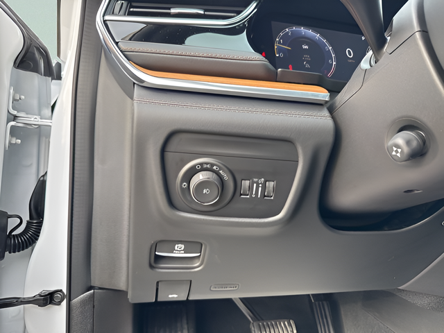 2024 Jeep Grand Cherokee Summit