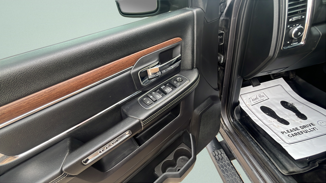 2016 RAM 1500 Laramie