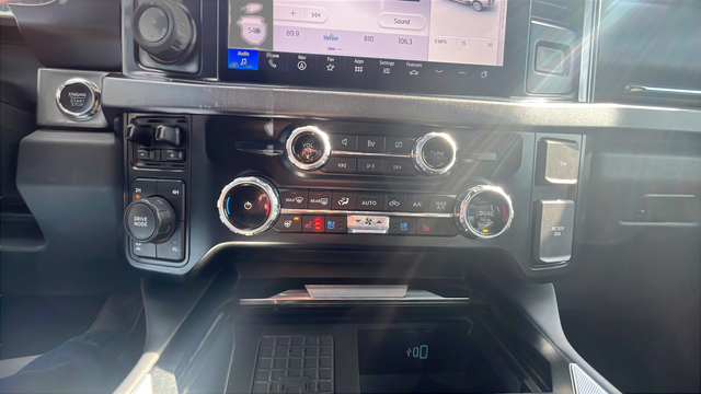 2024 Ford F-250SD Platinum