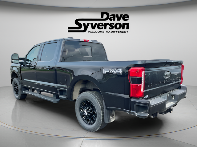 2023 Ford F-350SD Lariat