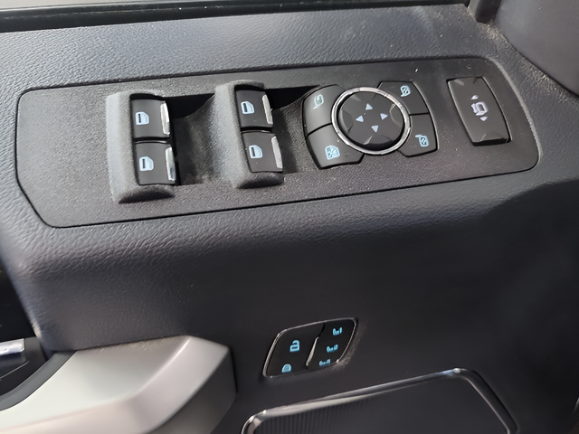 2022 Ford F-450SD Lariat DRW