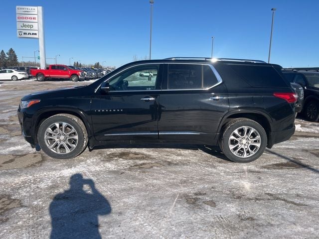 Used 2019 Chevrolet Traverse Premier with VIN 1GNEVKKW5KJ254733 for sale in Albert Lea, Minnesota