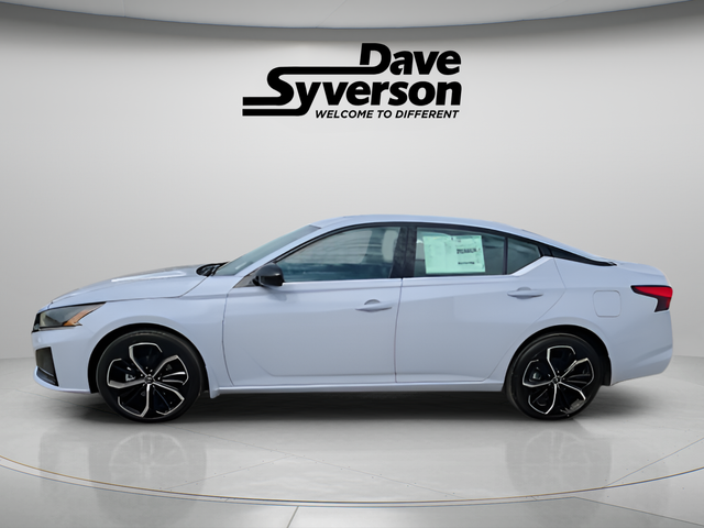 2025 Nissan Altima 2.5 SR